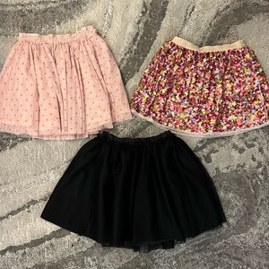 Girls tutu’s size 3-4years